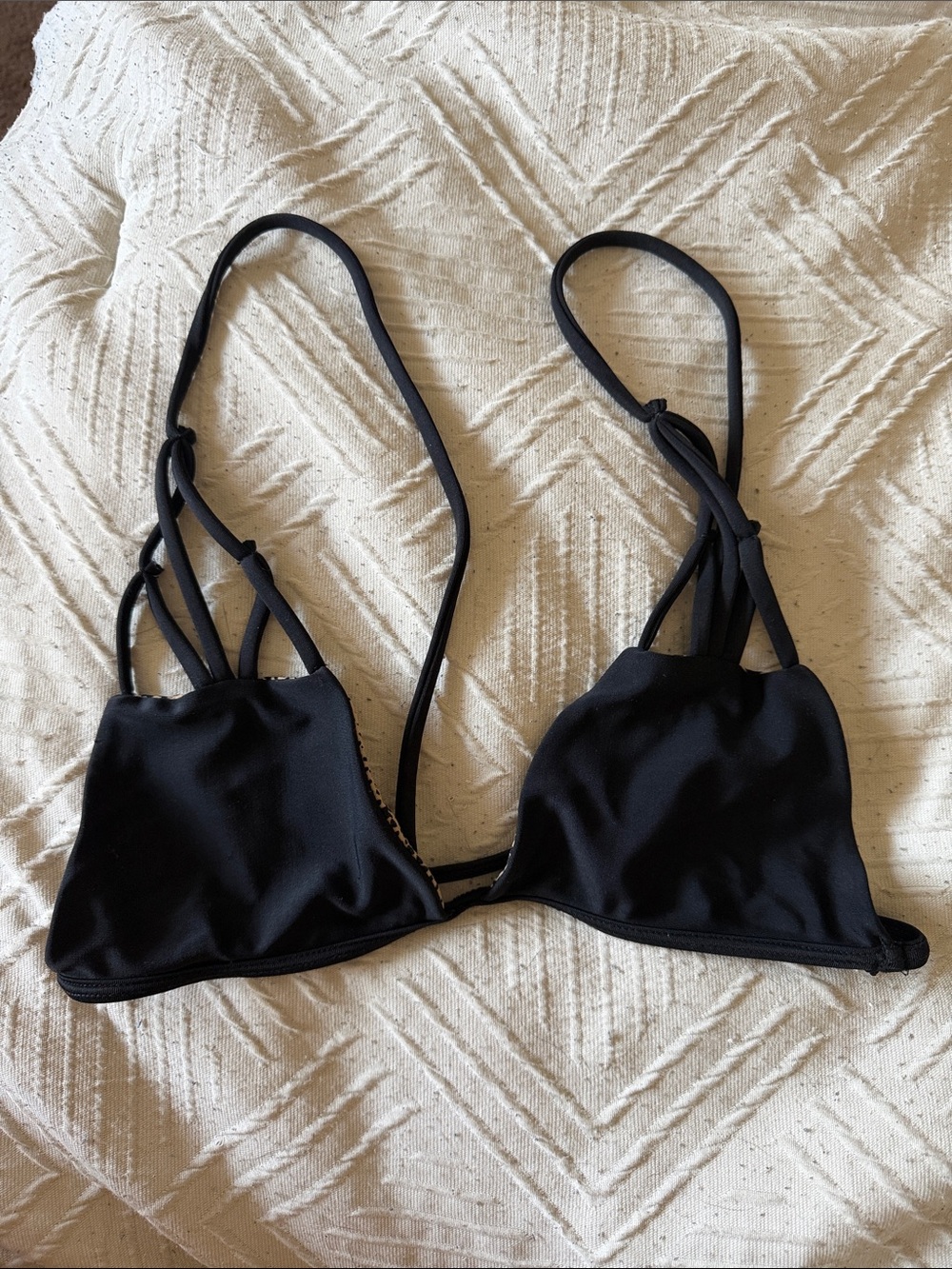Acacia Santorini top black medium